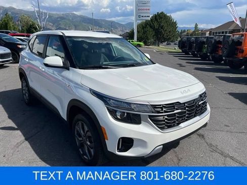 Used 2024 Kia Seltos LX AWD/4WD image 8