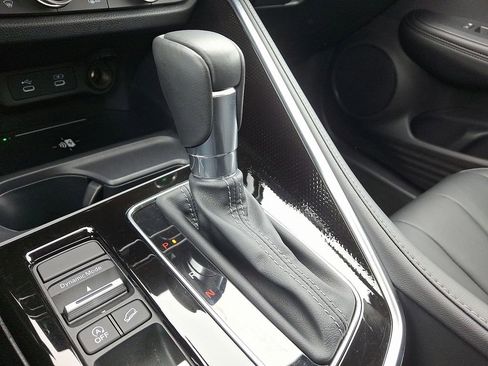 Certified 2025 Acura ADX Base image 16