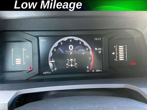 Used 2024 Toyota Tacoma SR image 2