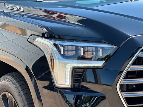 New 2026 Toyota Sequoia Platinum w/ TRD Off-Road Package AWD/4WD image 34