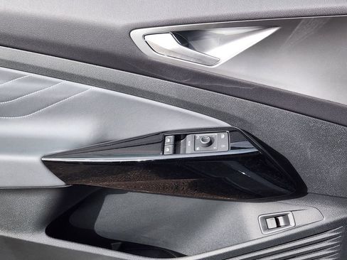 New 2026 Volkswagen ID.4 Pro S Plus AWD/4WD image 12