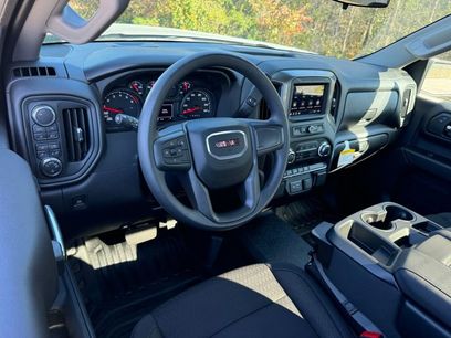 New 2025 GMC Sierra 1500 Pro w/ Pro Value Package