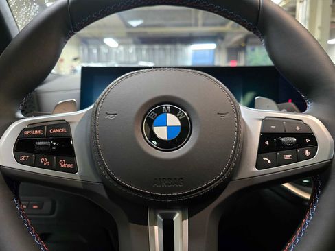 New 2026 BMW X5 M60i image 26