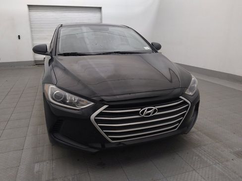 Used 2017 Hyundai Elantra SE FWD image 14