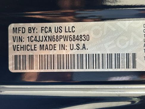 Used 2023 Jeep Wrangler Unlimited w/ 8.4" Radio Group AWD/4WD image 34