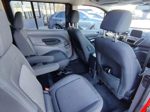 Used 2020 Ford Transit Connect XLT FWD image 13