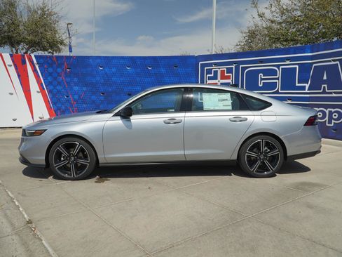 Used 2026 Honda Accord SE image 15
