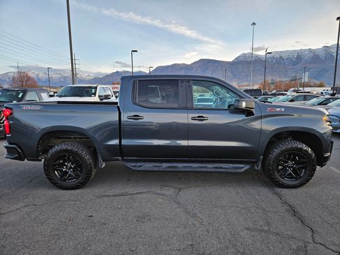 Used 2020 Chevrolet Silverado 1500 LT Trail Boss image 2