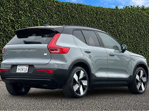 Used 2024 Volvo XC40 Recharge Ultimate w/ Protection Package Premier RWD image 4