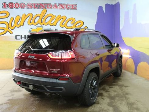 Used 2020 Jeep Cherokee Trailhawk w/ Comfort & Convenience Group image 8