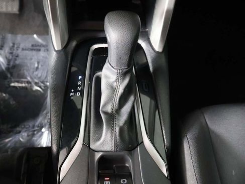 Used 2024 Toyota Corolla Cross LE image 40