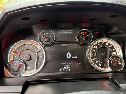 Used 2018 RAM 2500 Laramie w/ Convenience Group AWD/4WD image 21