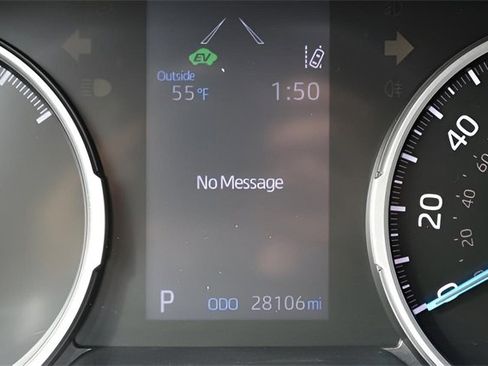 Used 2021 Toyota RAV4 XLE w/ Convenience Package image 27