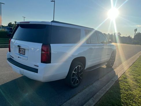 Used 2018 Chevrolet Suburban Premier w/ RST Edition AWD/4WD image 3