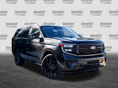Used 2025 Ford Expedition Platinum w/ Stealth Appearance Package AWD/4WD image 2