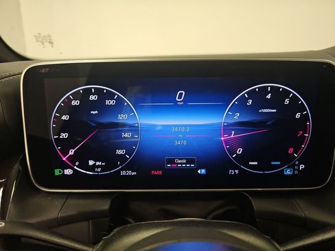 Used 2025 Mercedes-Benz GLC 300 image 7