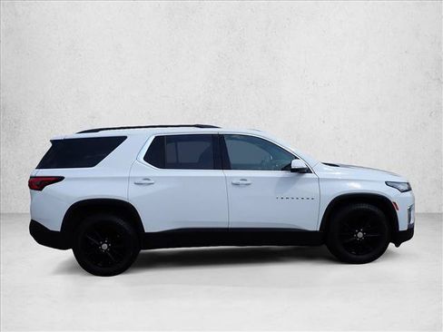 Used 2022 Chevrolet Traverse LT AWD/4WD image 5