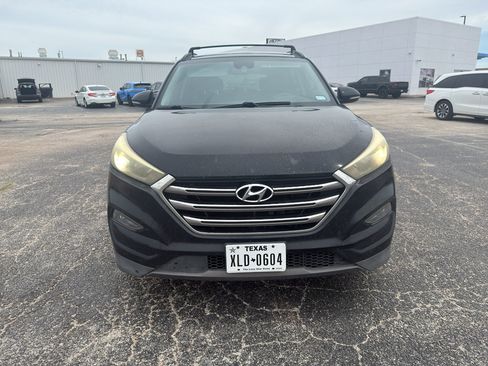 Used 2016 Hyundai Tucson Limited w/ Option Group 03 AWD/4WD image 2