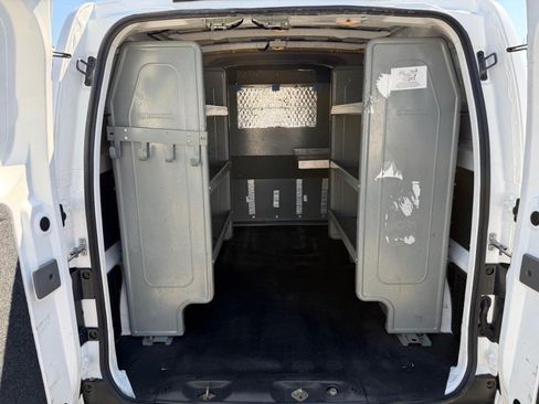 Used 2021 Nissan NV200 S FWD image 15
