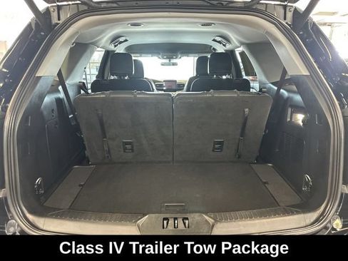 Used 2023 Ford Explorer XLT w/ Equipment Group 202A AWD/4WD image 7