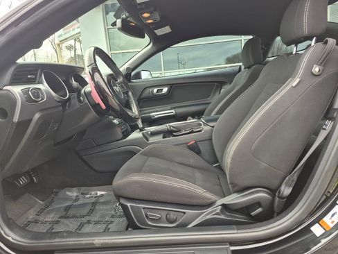 Used 2020 Ford Mustang GT image 2