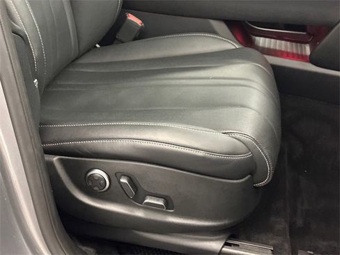 Used 2024 Genesis GV80 3.5T image 12