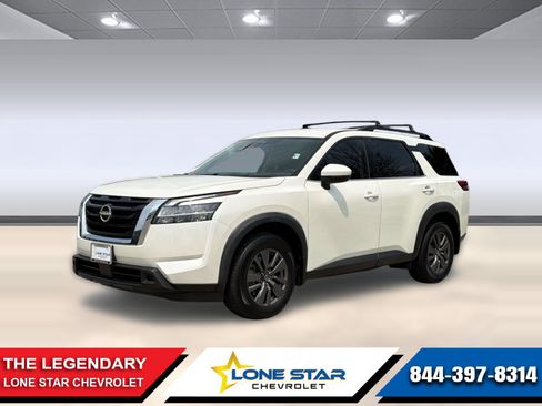 Used 2022 Nissan Pathfinder SV FWD image 1