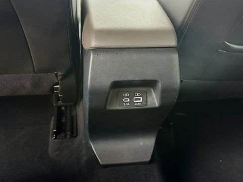 Used 2024 Subaru Crosstrek 2.0i Premium AWD/4WD image 30