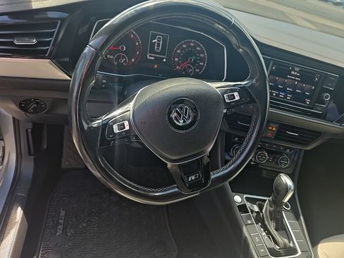 Used 2020 Volkswagen Jetta R-Line FWD image 13