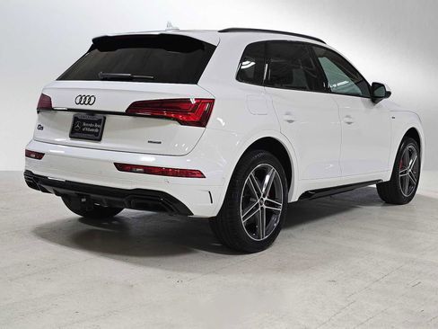 Used 2024 Audi Q5 e Prestige image 3