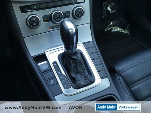 Used 2013 Volkswagen CC Lux FWD image 30