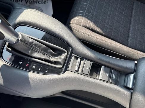 Used 2024 Honda HR-V LX image 16
