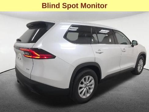 Used 2026 Toyota Grand Highlander AWD image 5