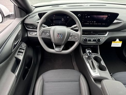 New 2026 Buick Envista Preferred w/ Advanced Safety Package FWD image 26