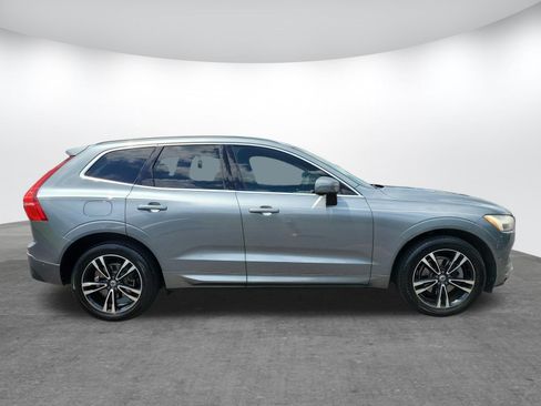 Used 2018 Volvo XC60 T5 Momentum w/ Vision Package AWD/4WD image 22