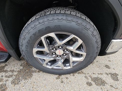 New 2026 GMC Sierra 1500 SLT w/ SLT Premium Package image 12