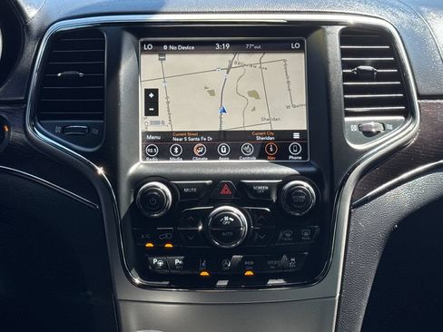 Used 2018 Jeep Grand Cherokee High Altitude AWD/4WD image 18