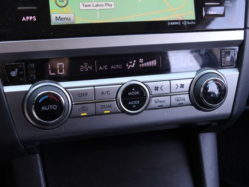 Used 2015 Subaru Outback 2.5i Limited image 25