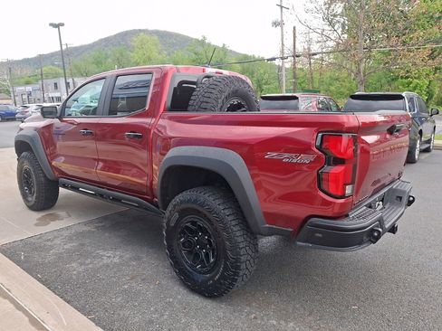 Used 2025 Chevrolet Colorado ZR2 w/ ZR2 Bison Edition AWD/4WD image 4