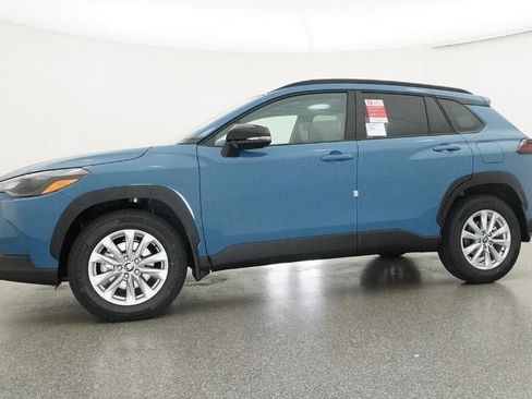 New 2026 Toyota Corolla Cross LE image 18