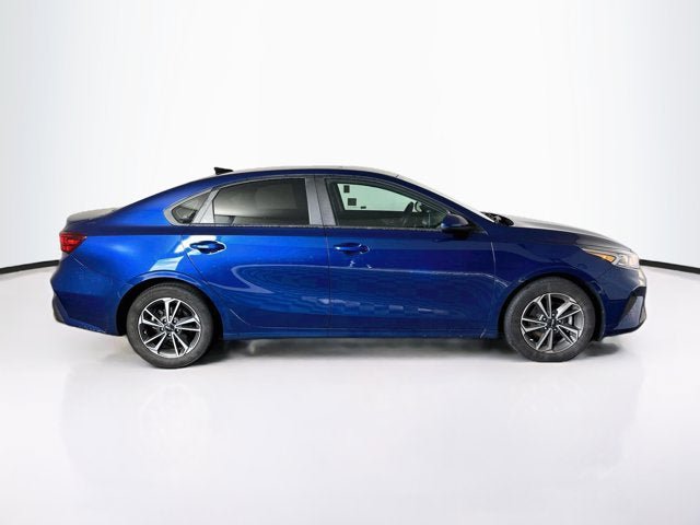 Certified 2023 Kia Forte LXS FWD image 4