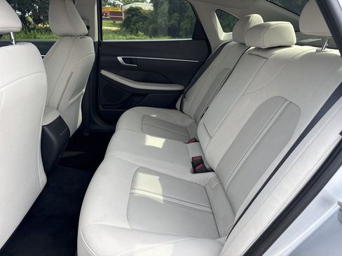 Used 2024 Hyundai Sonata SEL FWD image 13