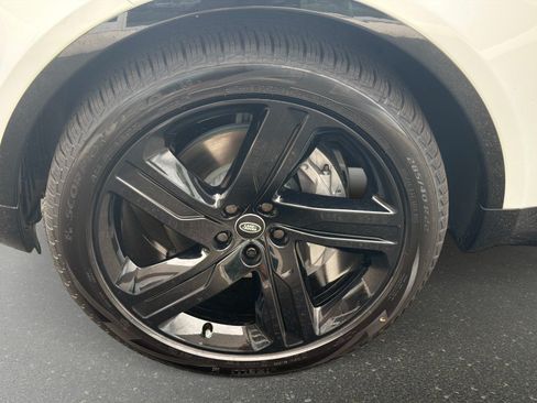 New 2026 Land Rover Discovery Dynamic SE AWD/4WD image 10