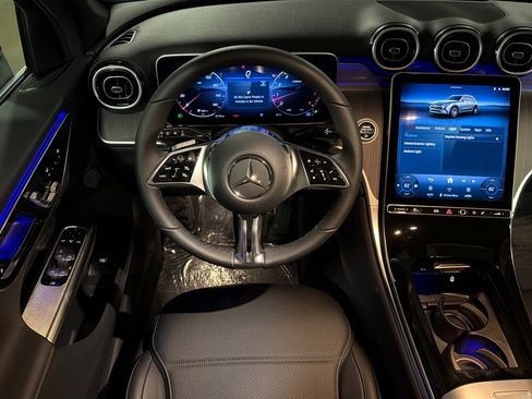 New 2026 Mercedes-Benz GLC 300 image 13