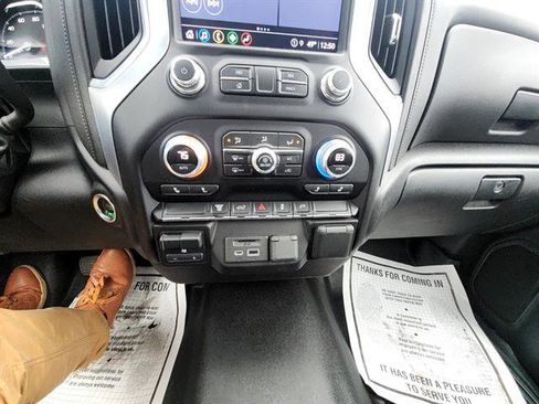 Used 2022 GMC Sierra 2500 SLE w/ SLE Value Package; image 27
