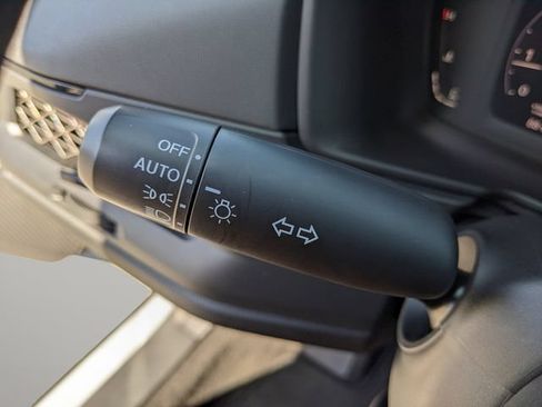 Used 2025 Honda Accord LX image 30