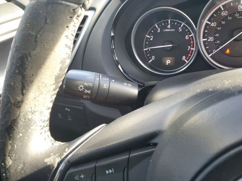 Used 2018 MAZDA CX-9 Touring w/ Touring Premium Package image 21