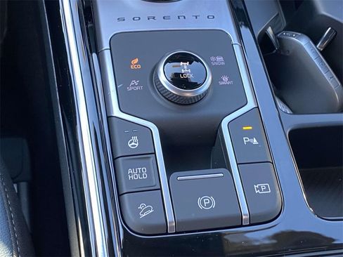 New 2025 Kia Sorento SX Prestige image 18