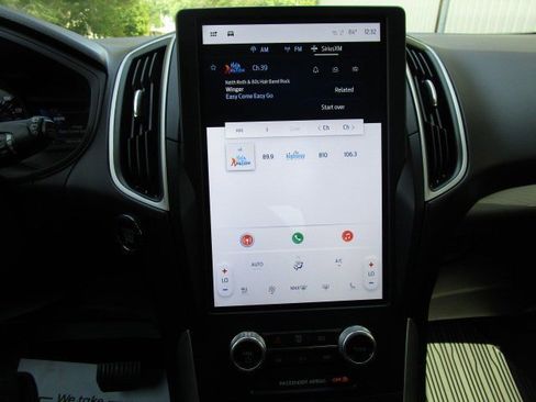 Used 2023 Ford Edge SEL w/ Convenience Package image 15
