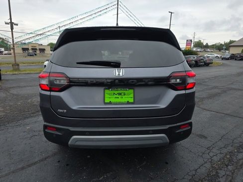 Used 2024 Honda Pilot EX-L image 5